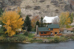 River's Bend Lodge